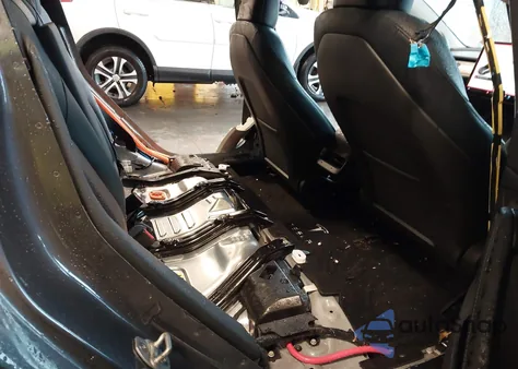 2023 Tesla Model 3 Rear-Wheel Drive from USA, damaged, VIN 5YJ3E1EA4PF688361